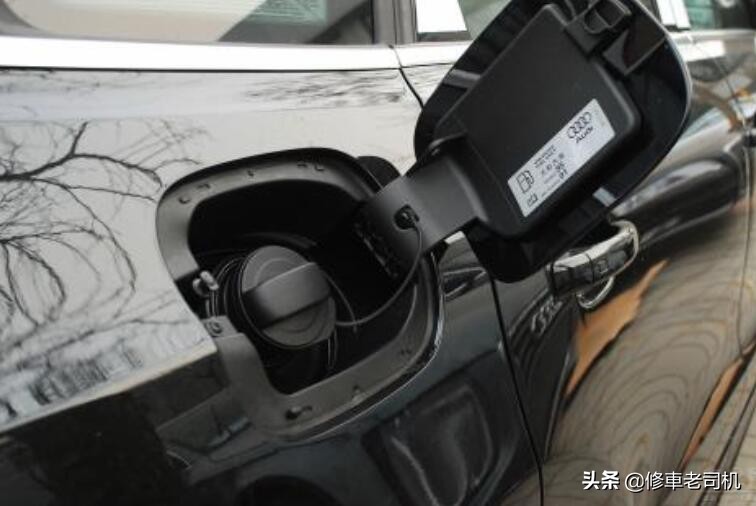 汽车油耗突然变高2倍,加油100元跑150公里油耗多少