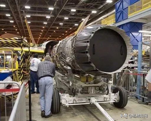 全球最先进航空发动机技术,全球航空母舰格局