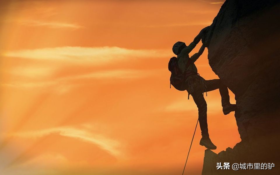 徒步护膝用开放式还是包裹式,徒步护膝是预防型还是加强型