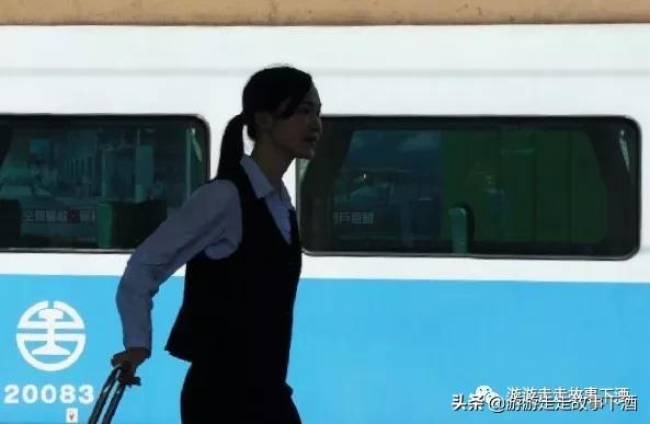 台湾自助游14：台铁小美女、妍希女孩、九份小镇