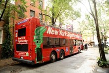 美国纽约跟中国重庆比,美国纽约到底是什么样的