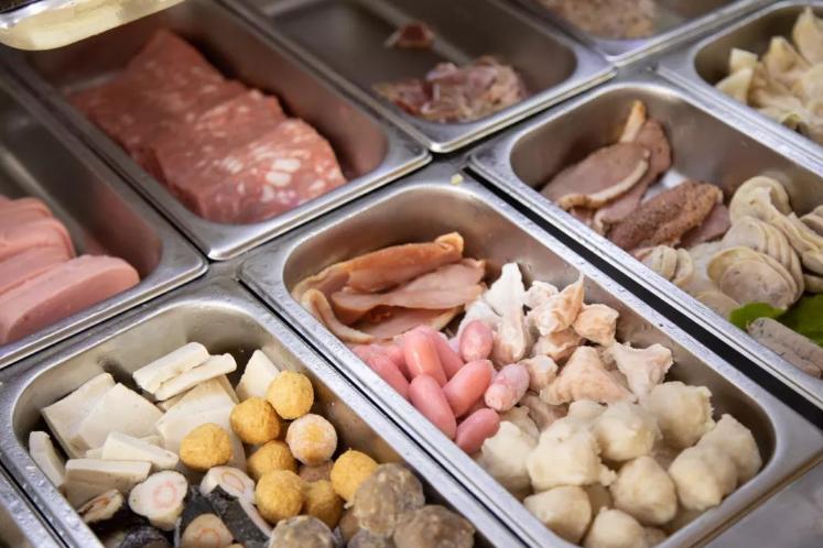 去吃麻辣烫吃哪样食材不踩雷,麻辣烫吃什么菜不压秤