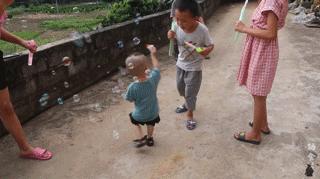 爷爷版李子柒视频评价,农村小伙子李子柒视频