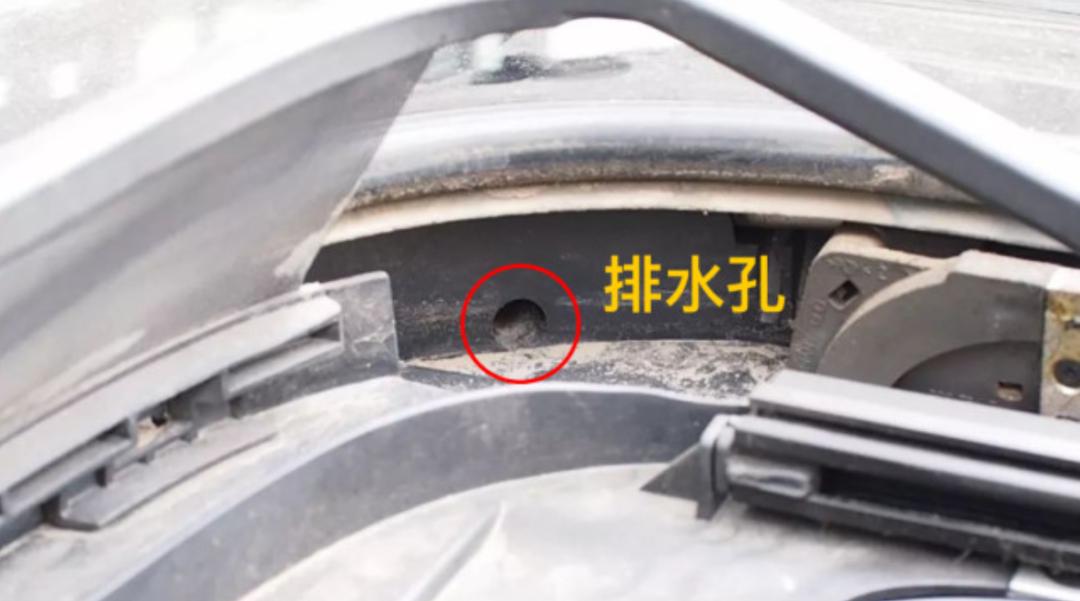 汽车天窗漏水,爱车漏水怎么办