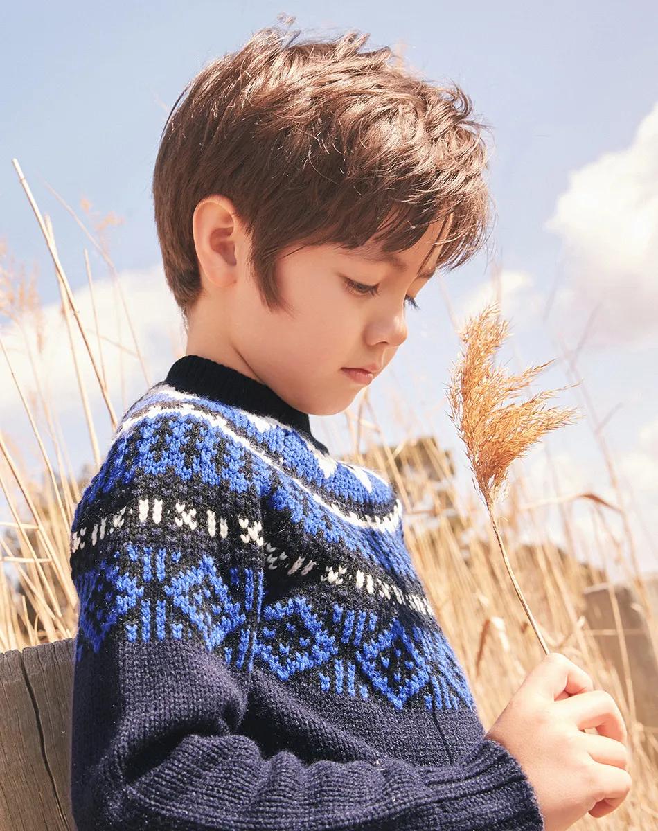 阿迪达斯运动鞋1099元,唯品仓运动鞋118元