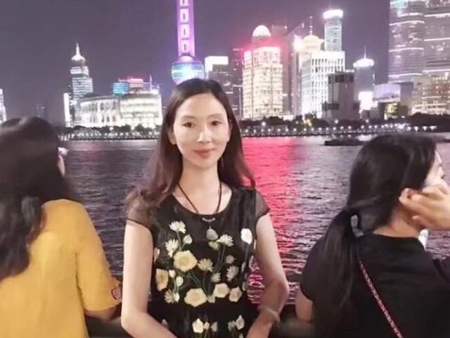 妈妈的小时候的照片有多好看,一张图晒出妈妈年轻时的模样