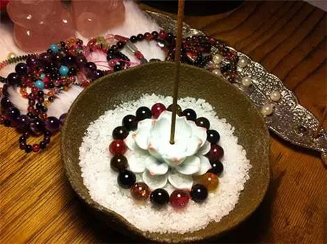 珠宝首饰一定要消磁吗,珠宝消磁需要多久