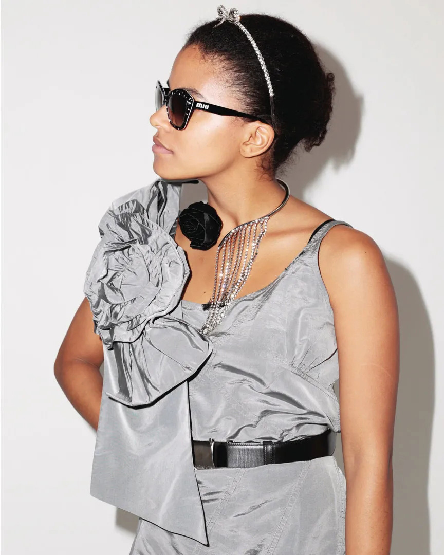 女生头上戴的小饰品叫啥,适合女朋友的头上饰品