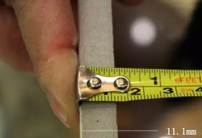 选瓷砖颜色和品牌哪个重要,瓷砖是11mm厚还是12mm厚