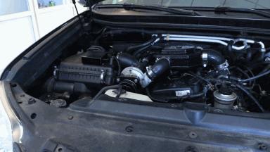 加40％的动力，普拉多2700机械增压越野性能实测，太强悍