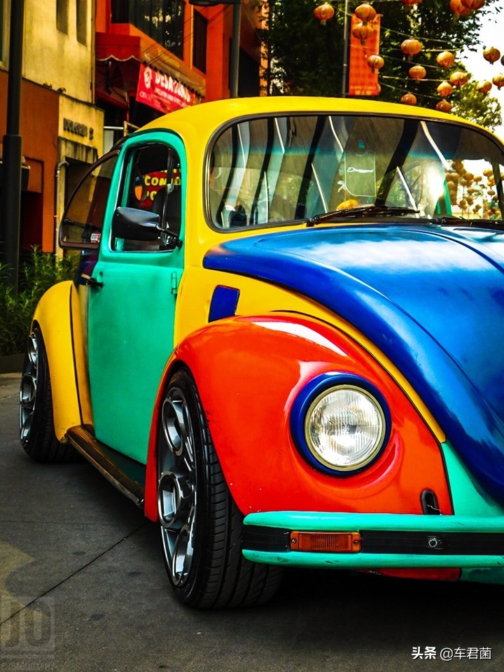 甲壳虫敞篷五颜六色,五颜六色的婚车甲壳虫
