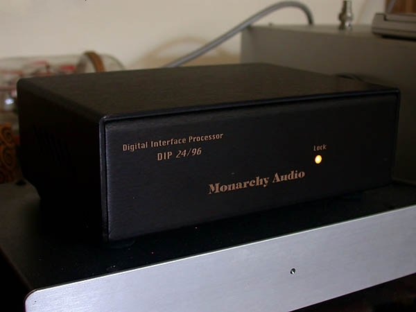 分享老DAC升级记，更换数字接收器升频使声音更细致