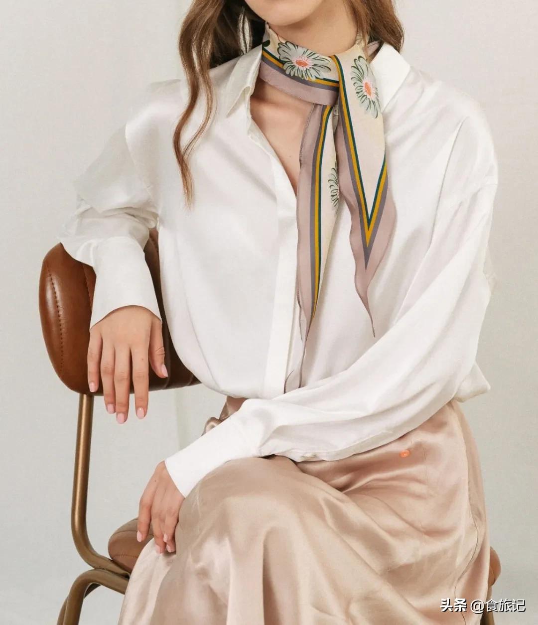 不要拒绝丝巾,正如不要拒绝春天