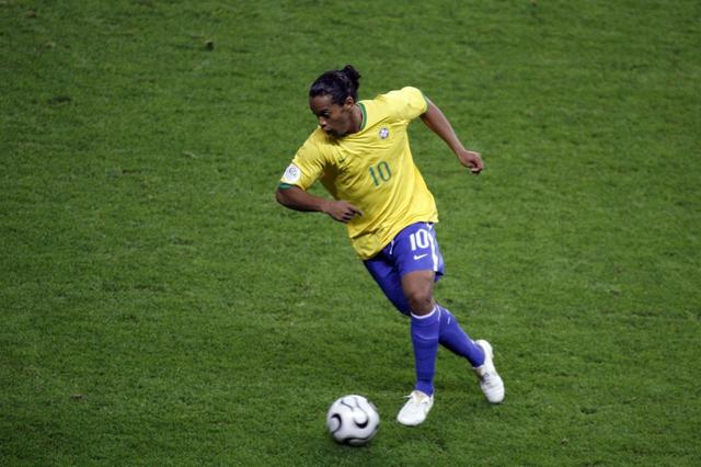 为什么南美人足球天赋好,为什么南美天赋球员职业生涯短