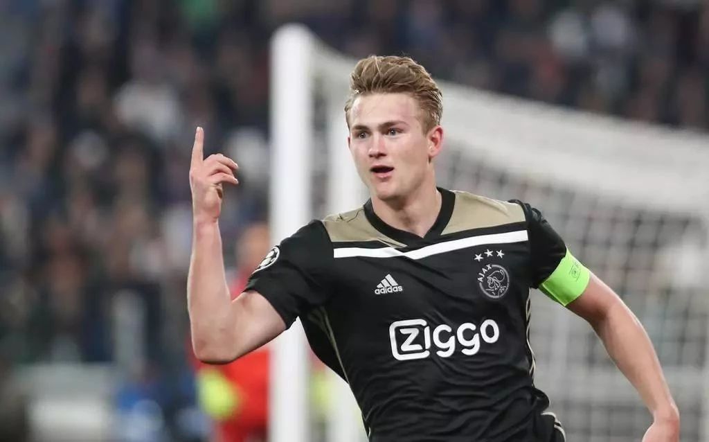 巴萨对德里赫特的看法,德利赫特能来巴萨吗