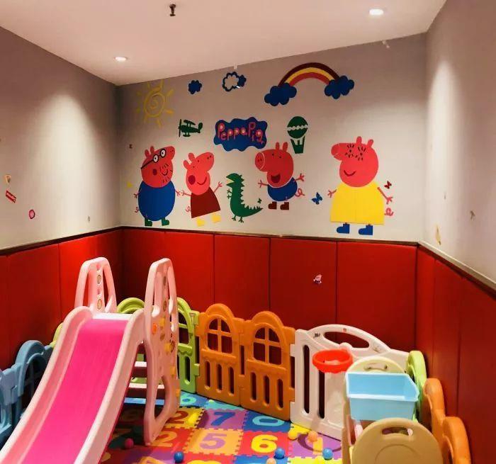 拔草打卡美食一条街,拔草各大美食品牌