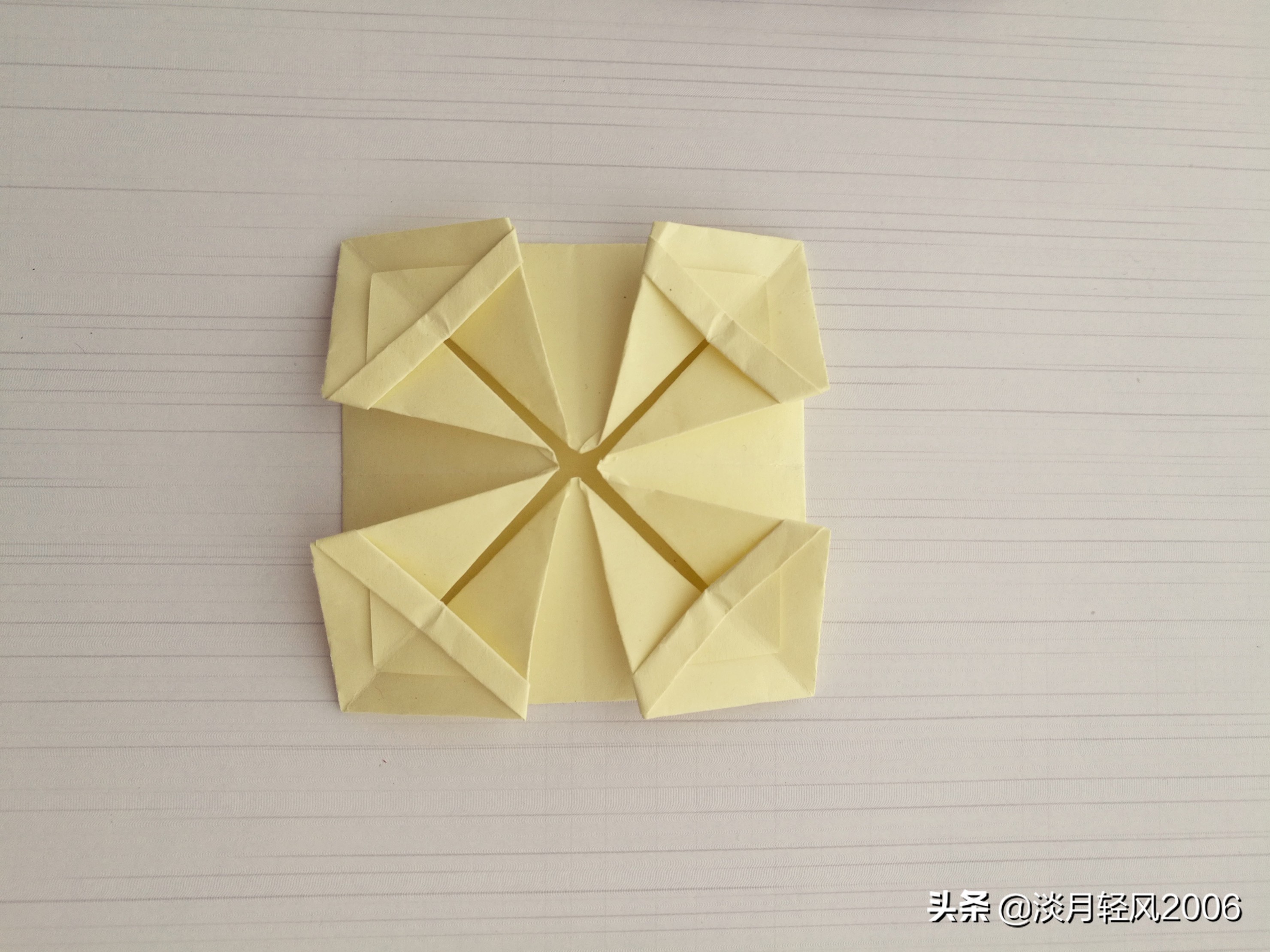 最简单的小花篮折纸,手工折纸小花篮怎么折