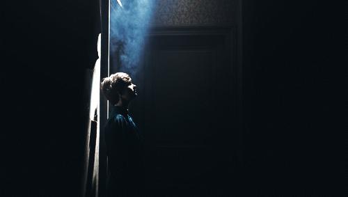 最奢侈的事是拥有梦想,最奢侈的事就是陪在你身边