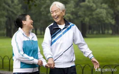 卧床老人经常嗜睡是怎么回事,老人嗜睡是什么征兆中医