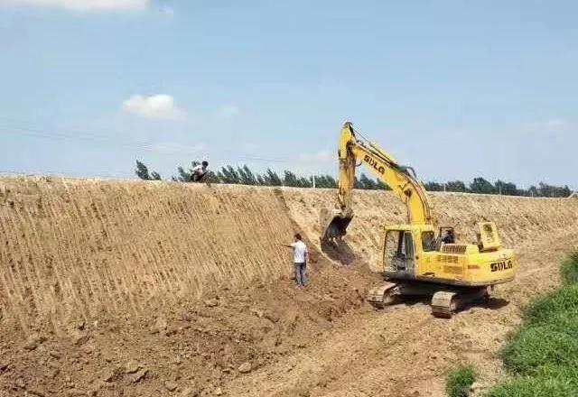 【提车报告】带货一哥张念刚！8年提了5台临工挖机，还带动朋友买了20多台