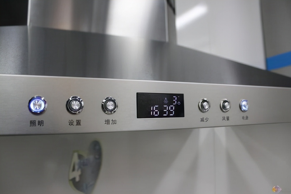 油烟机要选多少钱才好用,油烟机要选择什么样的