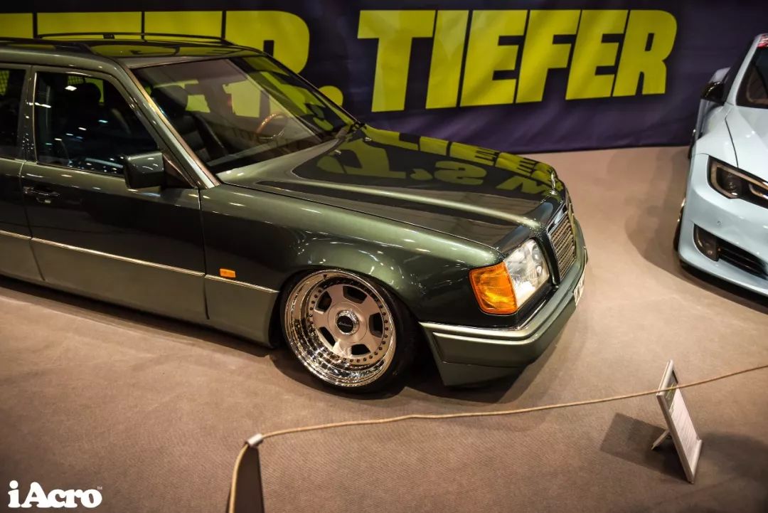 iAcroNavi——德国埃森改装车展之眼花缭乱上篇