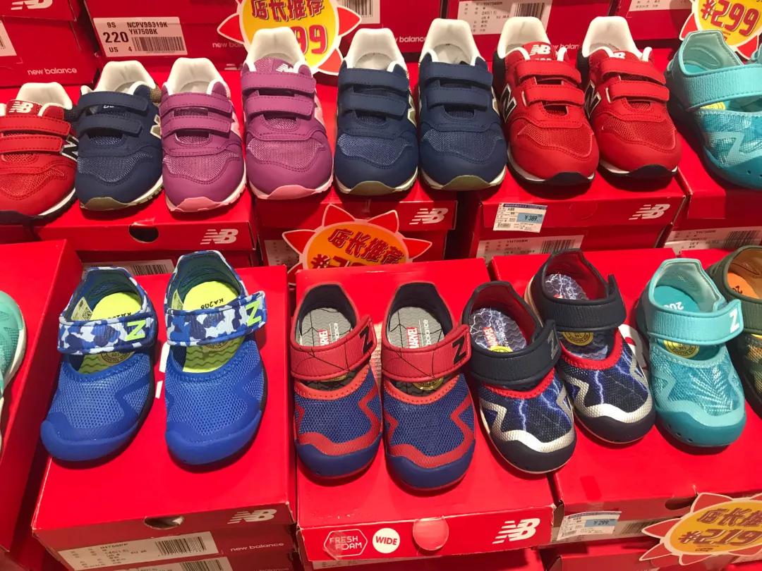 儿童凉鞋软底什么牌子好,儿童凉鞋哪种鞋底舒服