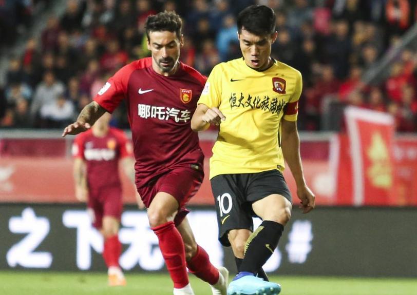 足球场上的5个不成文规则,足坛不成文的规定