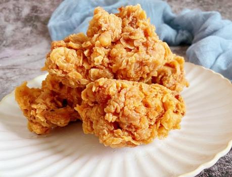 鸡腿做法炸鸡腿用面包糠不用淀粉,炸鸡腿时淀粉面粉教你做法