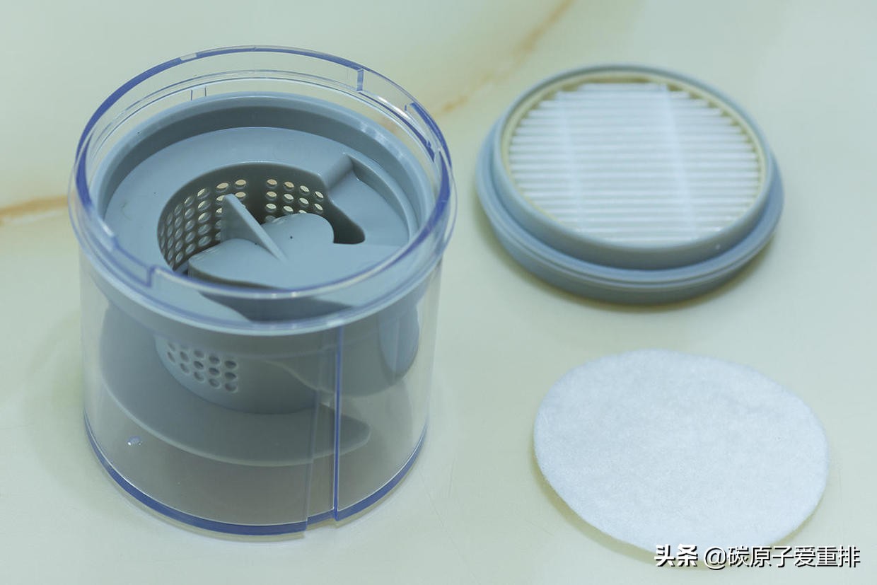 除螨吸尘两相宜大宇除螨仪体验,大宇无线除螨仪吸尘器怎么清理