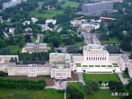 瑞士人竟然这么爱喝，拥有是世界遗产的葡萄园，作业还在靠手工