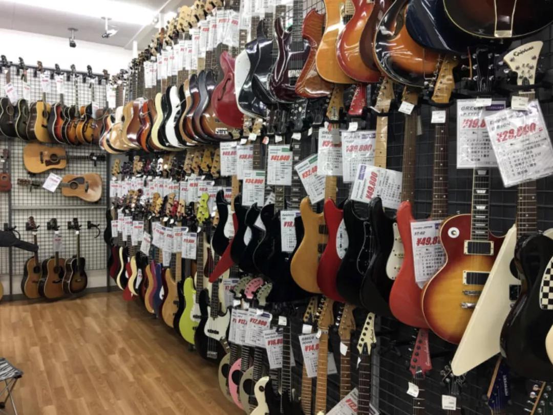 浠庣墿璧勫尞涔忓埌鐢熸椿瀵岃冻,浠庣伯椋熺煭缂哄埌鍥戒汉绮粨