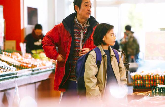 小偷家族里的经典场景,小偷家族