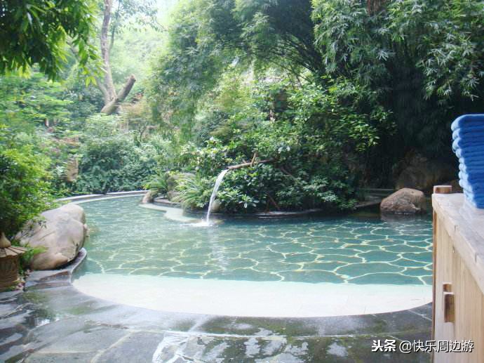 来重庆泡温泉,重庆融汇温泉城童话里