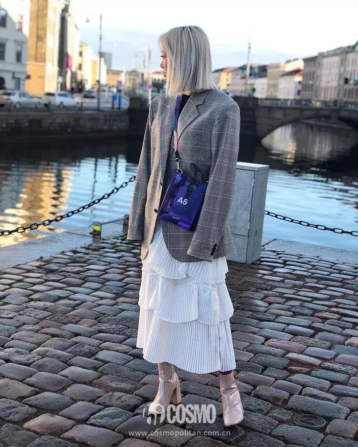 杜鹃吊带裙穿搭,杜鹃轻盈半身裙