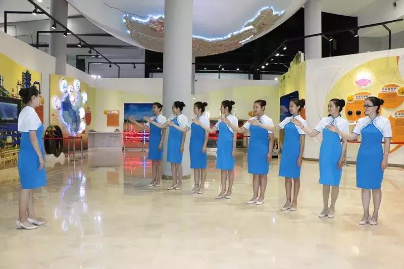 大庆中亚油田招聘,大庆石油学院最新招聘