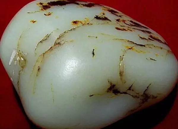 河边能捡到什么值钱的石头,在哪儿能捡到值钱的石头