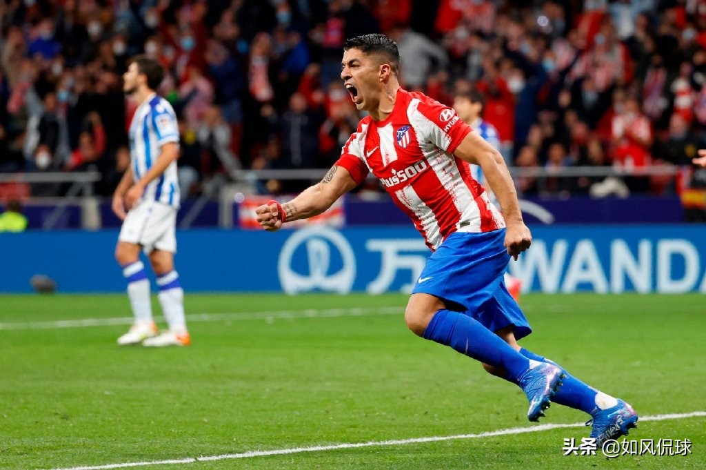 0-6！法国巨星遭完爆，苏亚雷斯踢疯了，创2*纪大**录，冲队史12冠