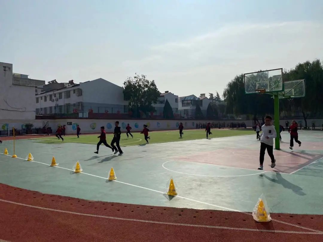 洛阳洛龙区第一实验小学安乐校区,洛阳市洛龙区第一实验小学运动会