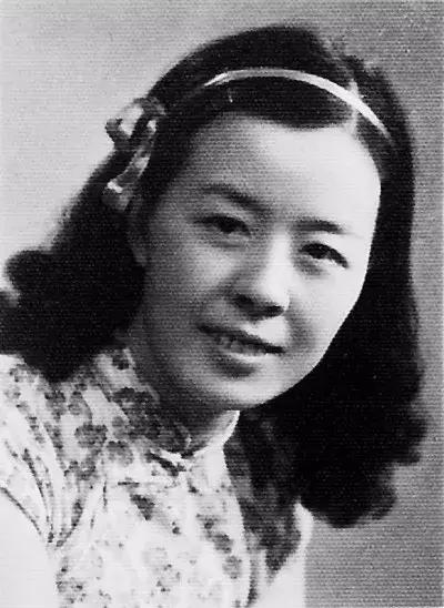 李清照为什么能成为千古第一美女,年轻时候的李清照