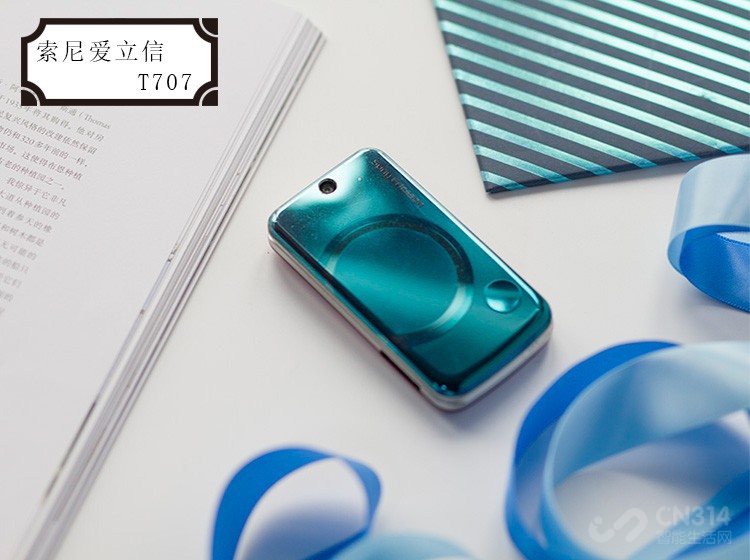 motorazr四代,motorazr2019翻盖折叠屏