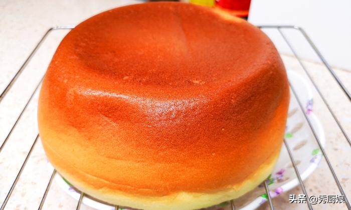 不用烤箱和电饭煲做蛋糕简单教程,如何做蛋糕不用电饭煲也不用烤箱