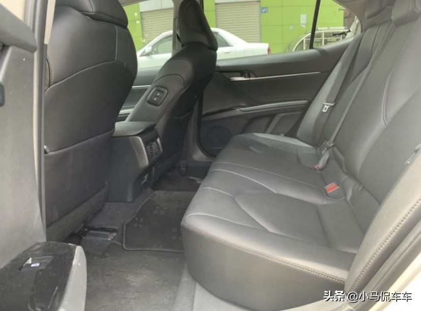 22岁喜提人生第一辆车雅阁,25岁喜提人生第一台车