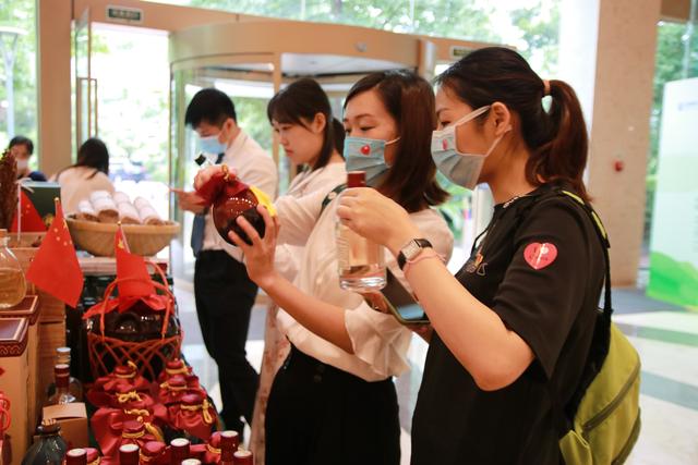 家门口的农博会｜|*党**建引领、公益助农，凝聚力量共筑美好合社区