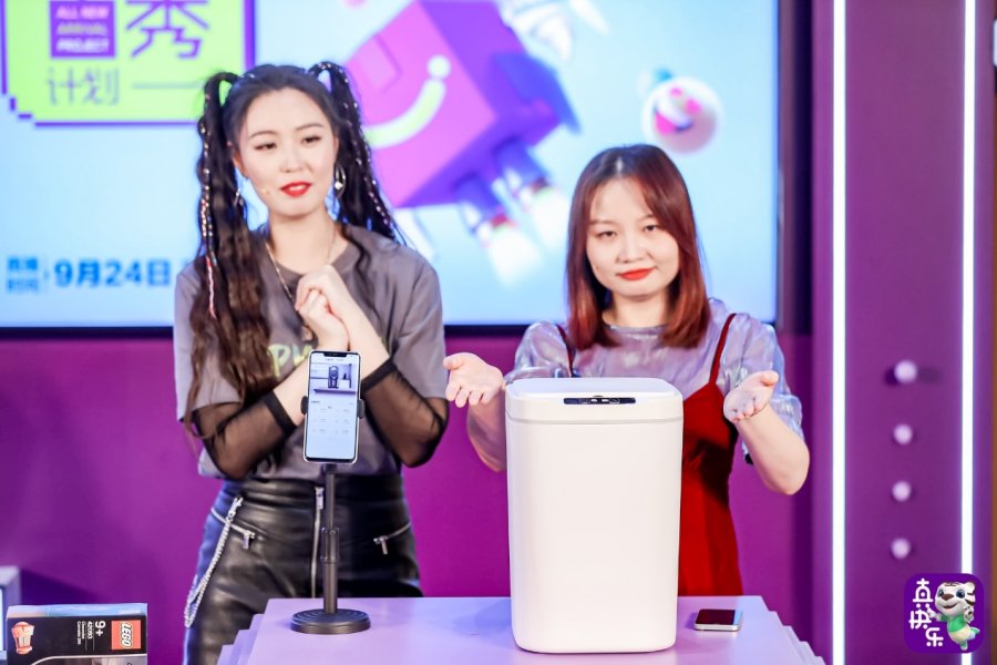 新品上市快乐尝鲜,新品出圈激发新消费