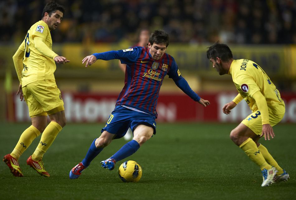 梅西和c罗经典射门对比,梅西和c罗关键时刻数据对比