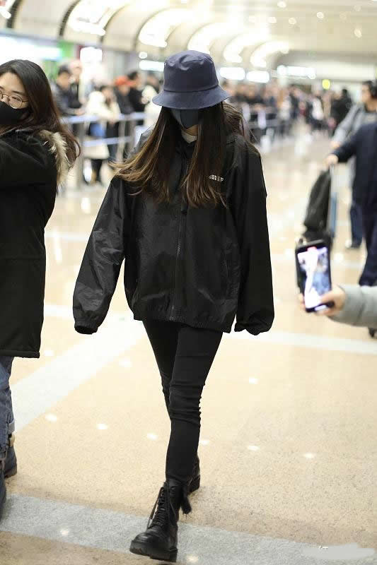 张钧甯运动服,张钧甯穿运动服