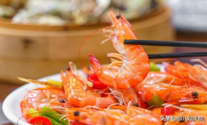 买大虾怎么挑选小技巧图片,大虾怎么挑选挑大的还是小的