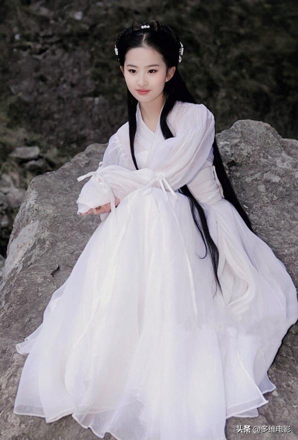 刘亦菲小龙女骑马淋雨高清图,神雕侠侣刘亦菲小龙女全部片段