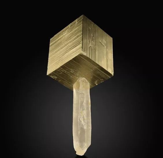 价值1000万的金子一鉴定只剩100？！“愚人金”到底是什么？